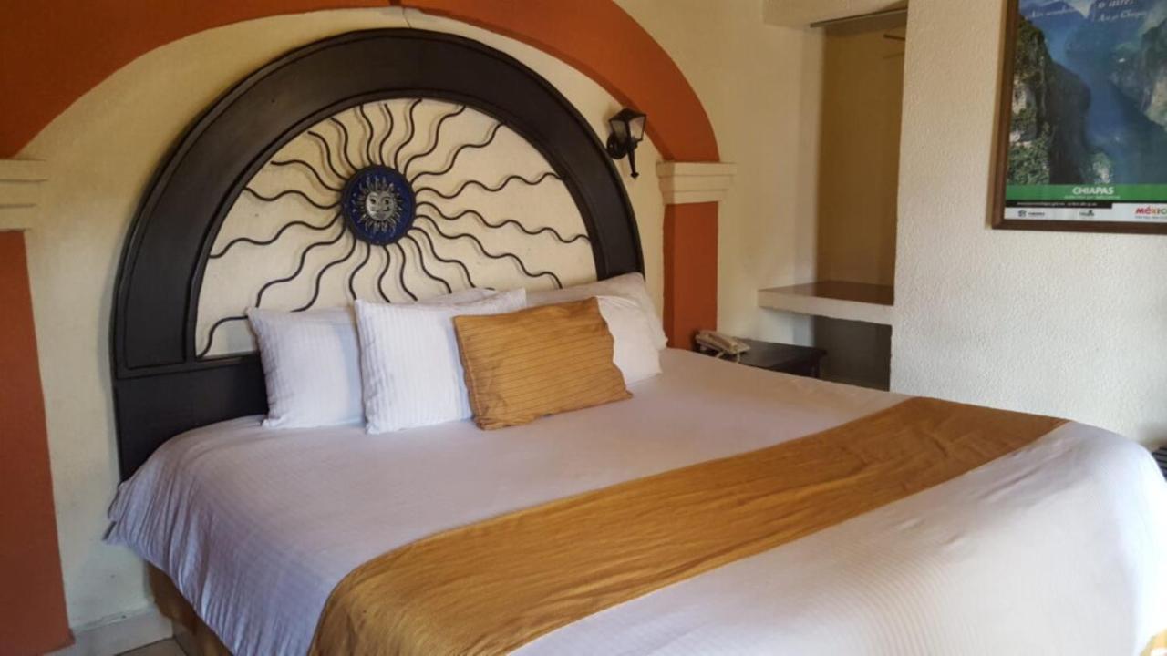 Hotel Jardines Del Centro San Cristóbal de Las Casas 외부 사진